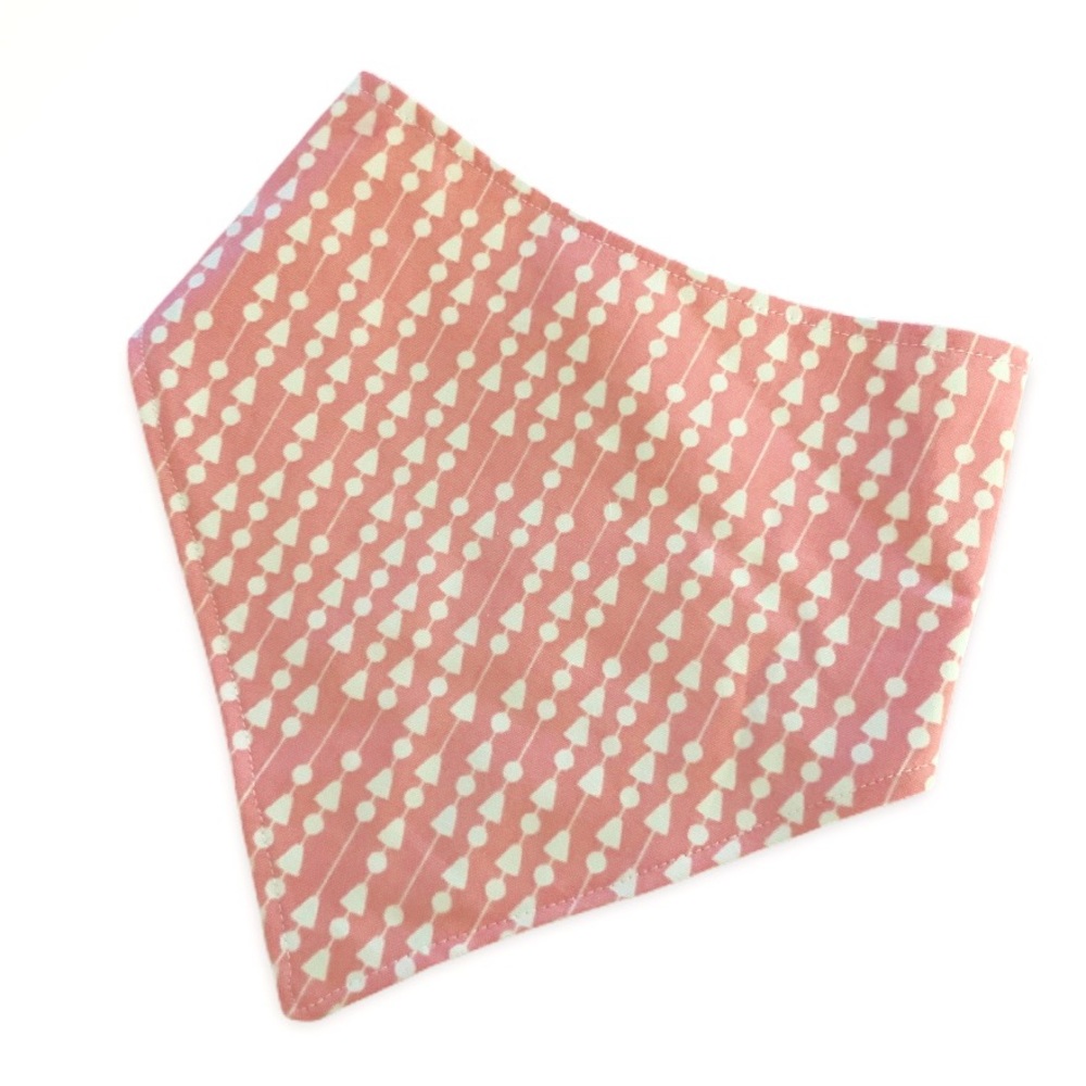 🏝 Baby pink bandana bib baby bib